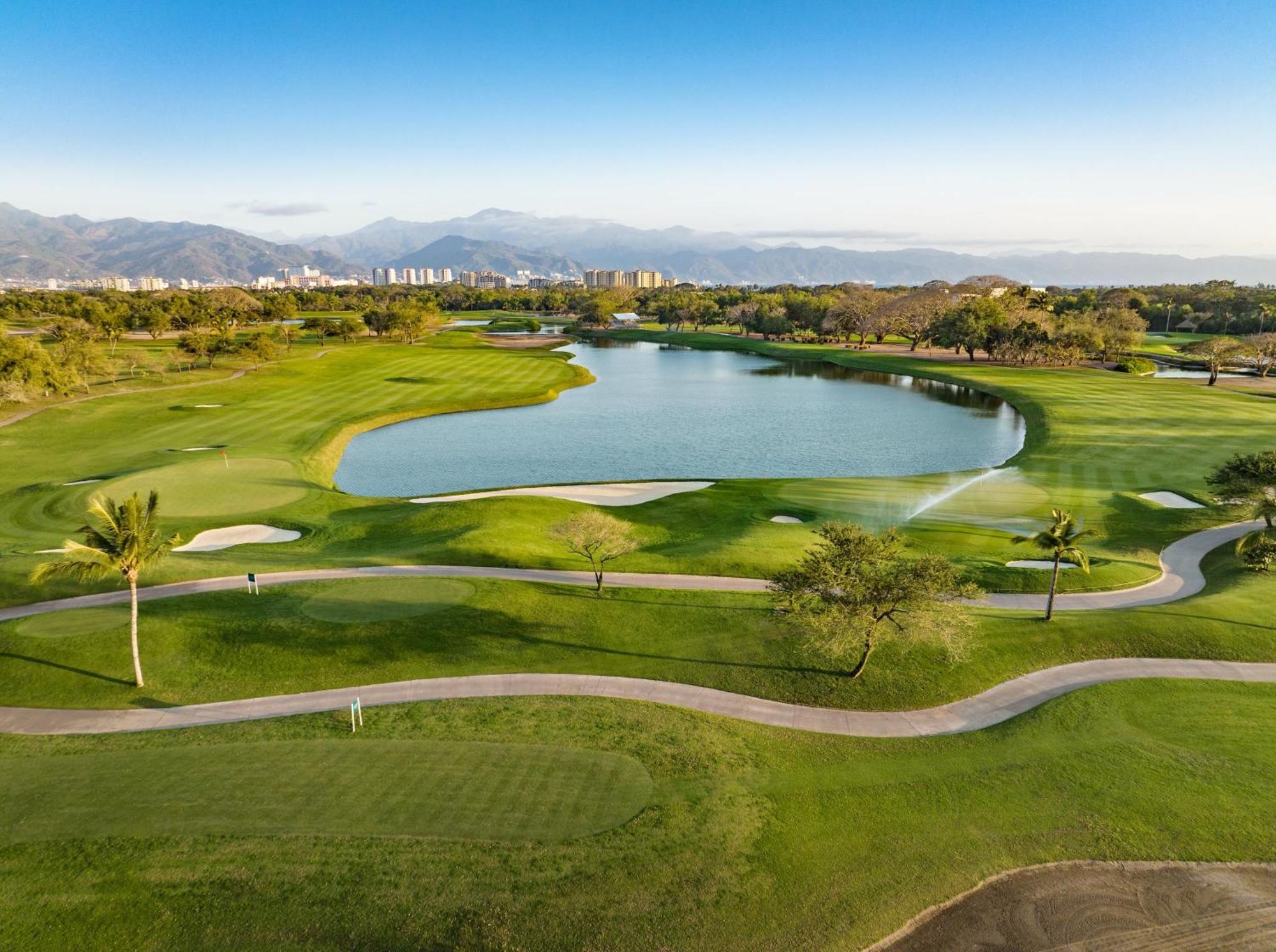 Grand Luxxe With Free Golf Hotell Nuevo Vallarta Exteriör bild