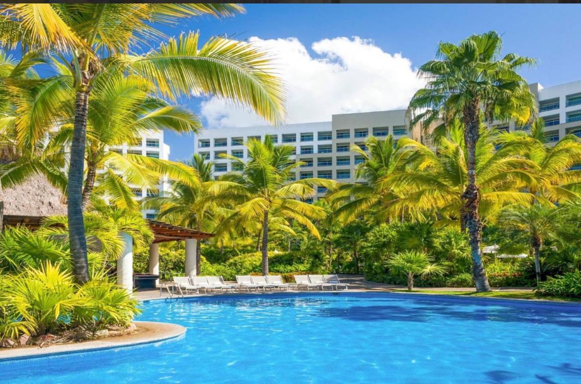 Grand Luxxe With Free Golf Hotell Nuevo Vallarta Exteriör bild