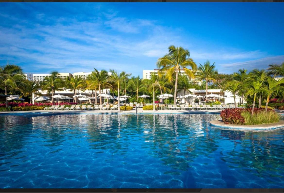 Grand Luxxe With Free Golf Hotell Nuevo Vallarta Exteriör bild
