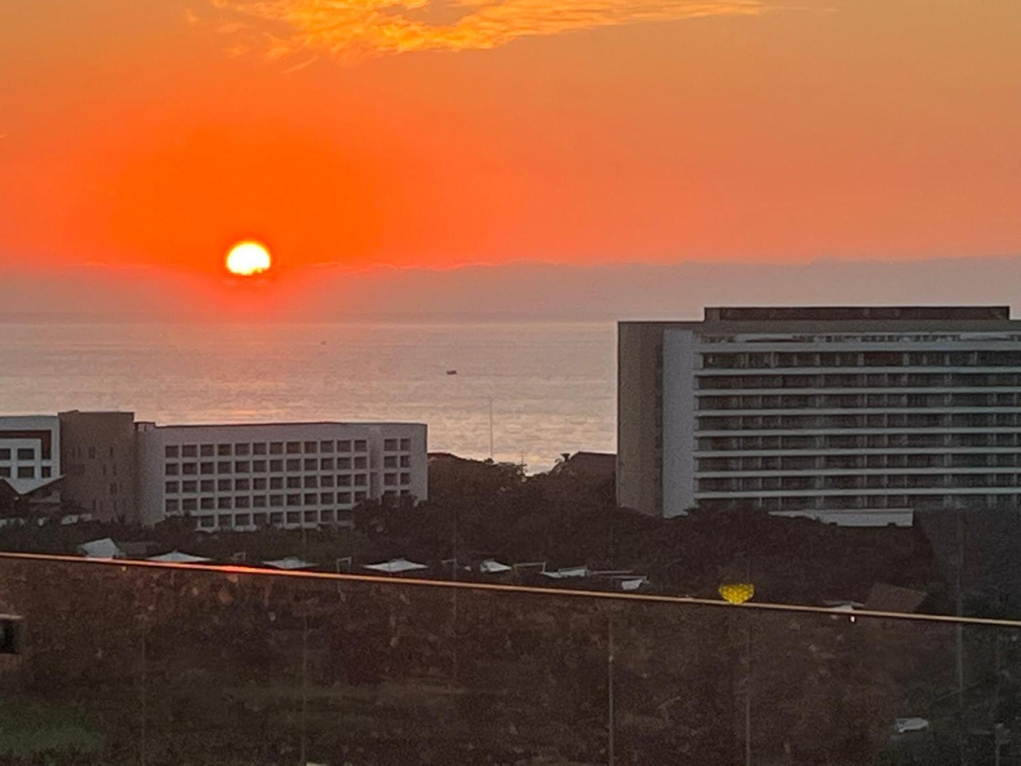 Grand Luxxe With Free Golf Hotell Nuevo Vallarta Exteriör bild